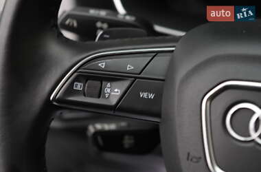 Позашляховик / Кросовер Audi Q3 2020 в 