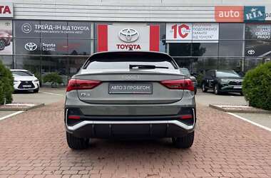 Внедорожник / Кроссовер Audi Q3 2020 в 