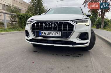 Внедорожник / Кроссовер Audi Q3 2020 в 