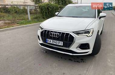 Внедорожник / Кроссовер Audi Q3 2020 в 