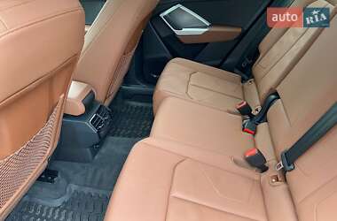 Внедорожник / Кроссовер Audi Q3 2020 в 