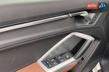 Внедорожник / Кроссовер Audi Q3 2020 в 
