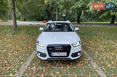 Внедорожник / Кроссовер Audi Q3 2015 в 