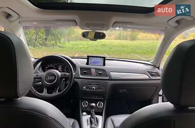 Внедорожник / Кроссовер Audi Q3 2015 в 