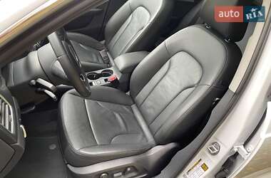 Внедорожник / Кроссовер Audi Q3 2015 в 