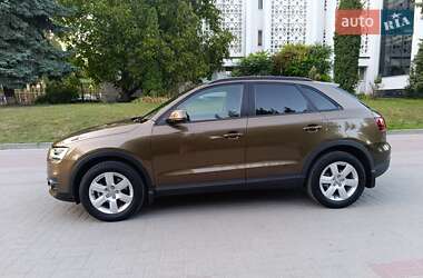 Внедорожник / Кроссовер Audi Q3 2012 в 