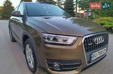 Внедорожник / Кроссовер Audi Q3 2012 в 