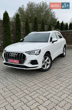 Audi Q3 2021