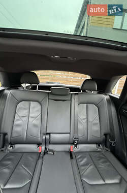Внедорожник / Кроссовер Audi Q3 2021 в 
