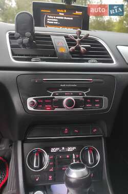 Внедорожник / Кроссовер Audi Q3 2016 в 