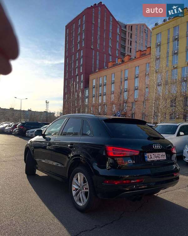 Внедорожник / Кроссовер Audi Q3 2016 в Львове
