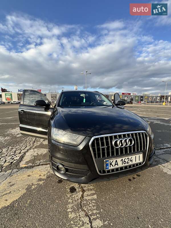 Позашляховик / Кросовер Audi Q3 2014 в Одесі