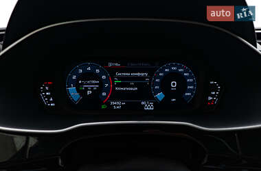 Внедорожник / Кроссовер Audi Q3 2021 в 