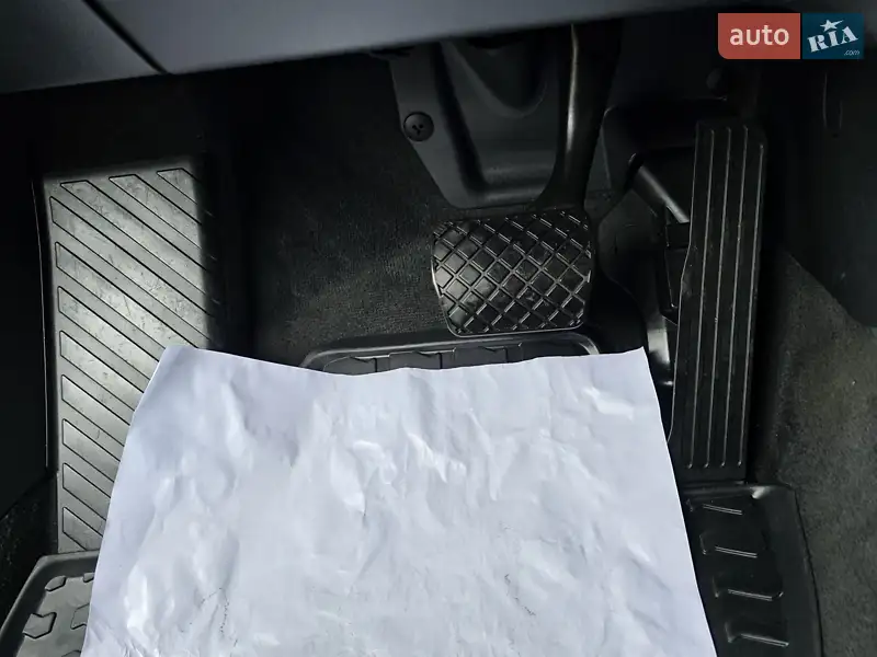 Внедорожник / Кроссовер Audi Q3 2016 в Хмельницком документ 2 фото Внедорожник / Кроссовер Audi Q3 2016 в Хмельницком документ