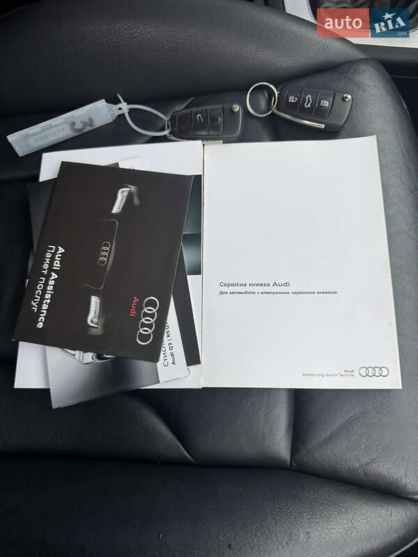 Позашляховик / Кросовер Audi Q3 2014 в Києві