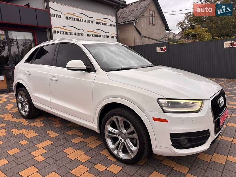 Внедорожник / Кроссовер Audi Q3 2015 в Львове