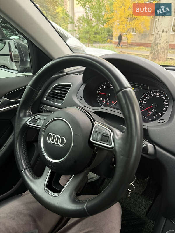Внедорожник / Кроссовер Audi Q3 2014 в Одессе фото 6 Внедорожник / Кроссовер Audi Q3 2014 в Одессе