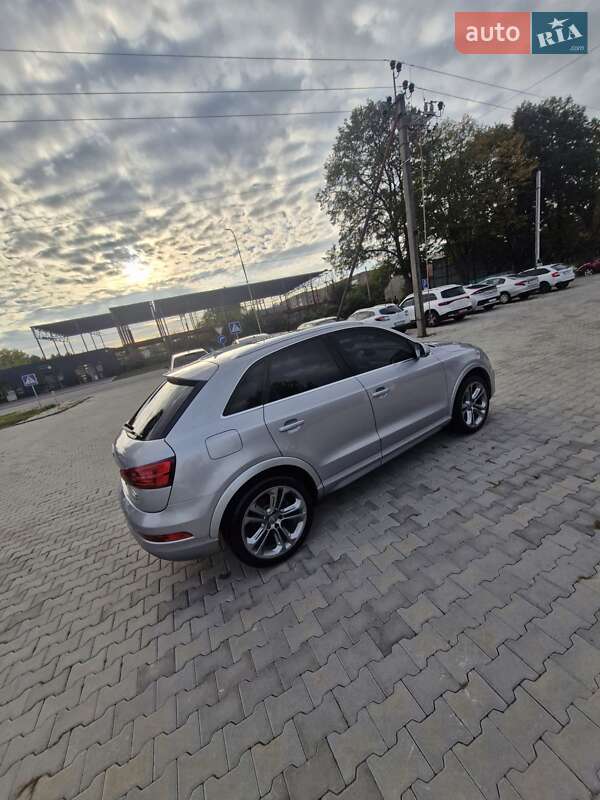 Позашляховик / Кросовер Audi Q3 2015 в Ужгороді