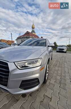 Внедорожник / Кроссовер Audi Q3 2015 в 