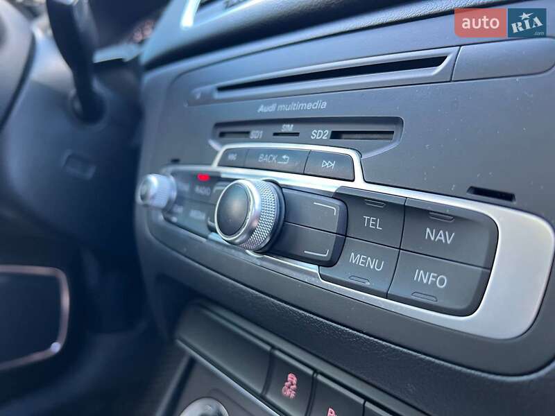 Внедорожник / Кроссовер Audi Q3 2014 в Львове