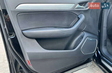Внедорожник / Кроссовер Audi Q3 2014 в 