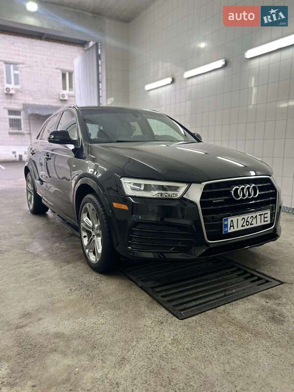 Внедорожник / Кроссовер Audi Q3 2016 в 