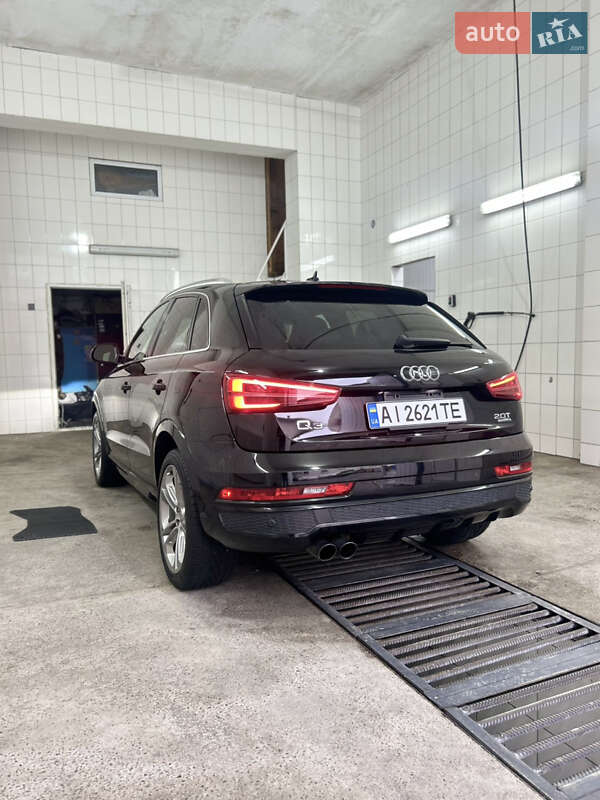 Позашляховик / Кросовер Audi Q3 2016 в Києві