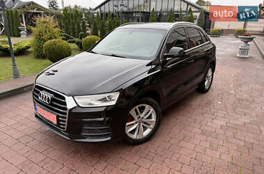 Внедорожник / Кроссовер Audi Q3 2016 в 