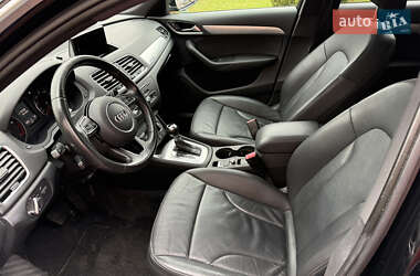 Внедорожник / Кроссовер Audi Q3 2016 в 