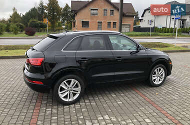 Внедорожник / Кроссовер Audi Q3 2016 в 