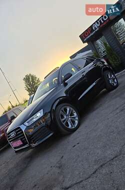 Внедорожник / Кроссовер Audi Q3 2016 в 