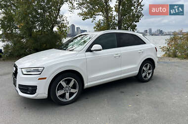 Позашляховик / Кросовер Audi Q3 2015 в Дніпрі