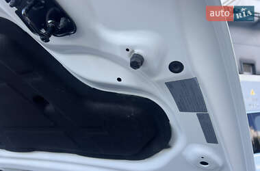 Внедорожник / Кроссовер Audi Q3 2021 в 