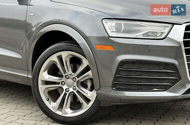 Внедорожник / Кроссовер Audi Q3 2018 в 