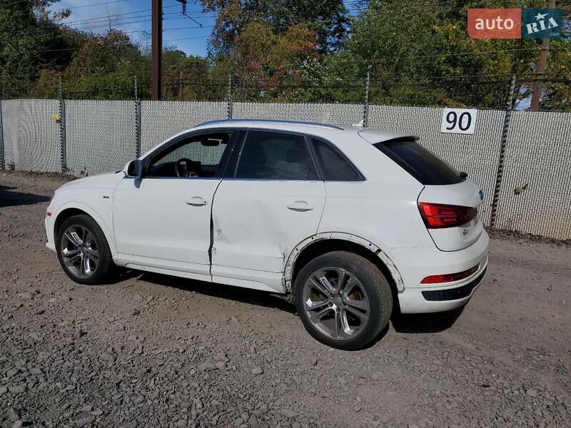 Внедорожник / Кроссовер Audi Q3 2016 в Львове