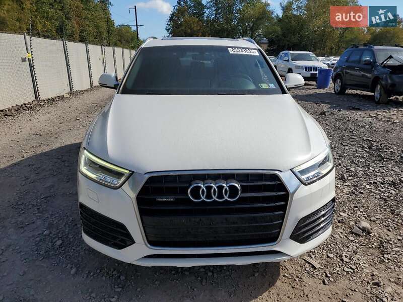 Внедорожник / Кроссовер Audi Q3 2016 в Львове