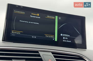 Внедорожник / Кроссовер Audi Q3 2012 в 