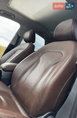 Внедорожник / Кроссовер Audi Q3 2012 в 