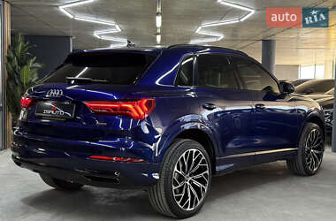 Внедорожник / Кроссовер Audi Q3 2020 в 