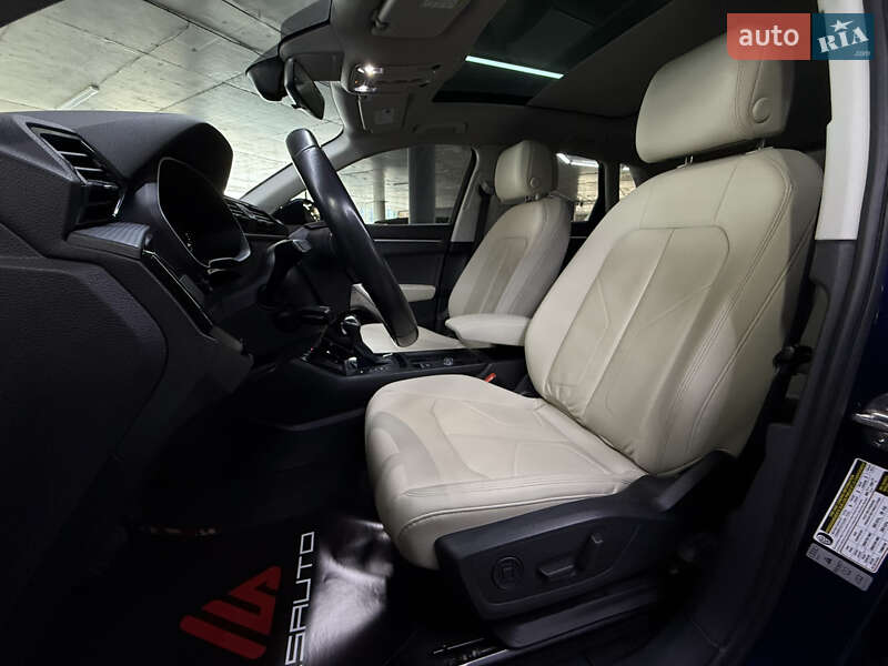 Позашляховик / Кросовер Audi Q3 2020 в Одесі фото 19 Позашляховик / Кросовер Audi Q3 2020 в Одесі