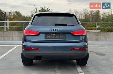 Внедорожник / Кроссовер Audi Q3 2016 в 