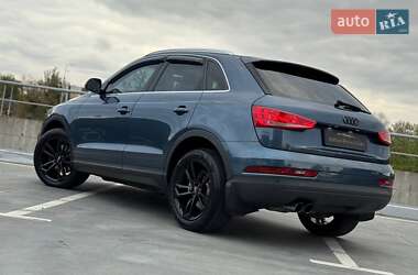 Внедорожник / Кроссовер Audi Q3 2016 в 