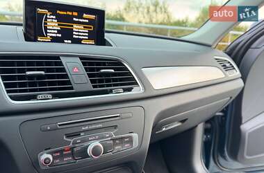 Внедорожник / Кроссовер Audi Q3 2016 в 