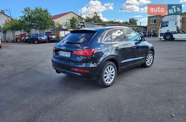 Позашляховик / Кросовер Audi Q3 2013 в 