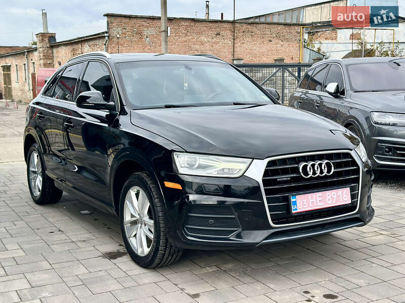 Позашляховик / Кросовер Audi Q3 2016 в Рівному