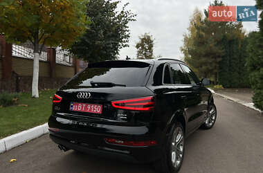 Внедорожник / Кроссовер Audi Q3 2016 в 