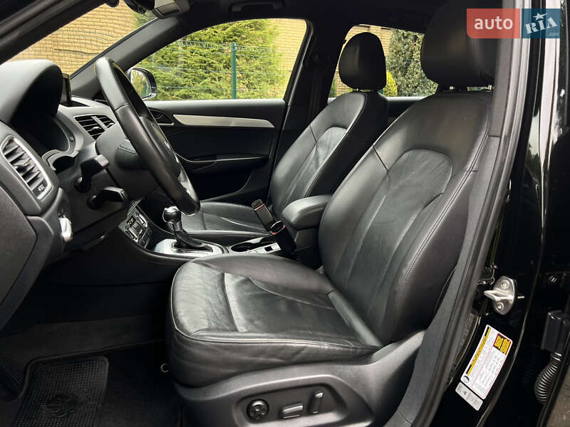 Внедорожник / Кроссовер Audi Q3 2016 в Ровно