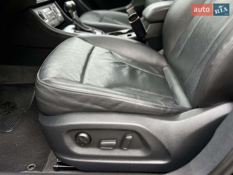 Внедорожник / Кроссовер Audi Q3 2016 в Ровно