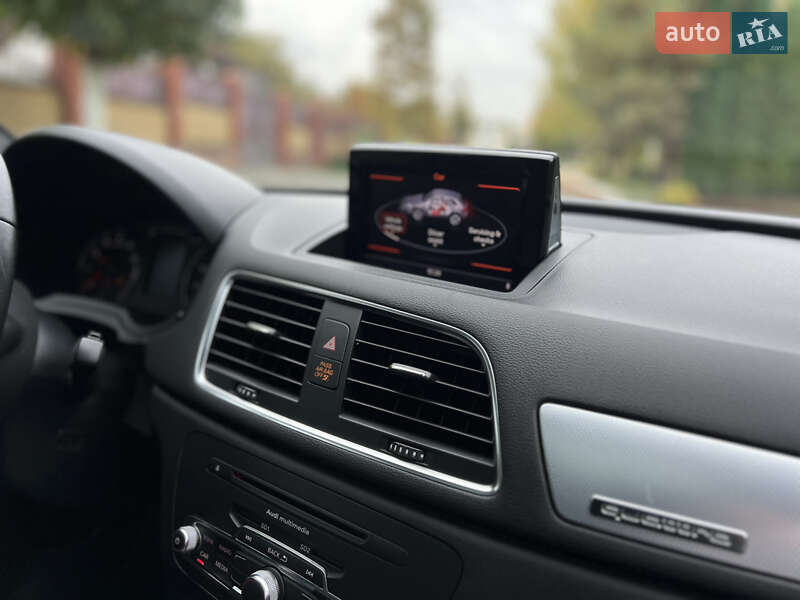 Внедорожник / Кроссовер Audi Q3 2016 в Ровно