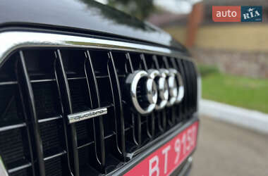 Внедорожник / Кроссовер Audi Q3 2016 в 